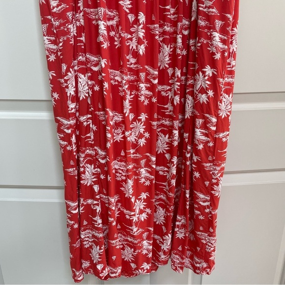 Old Navy Fit & Flare Tropical Print Lined Slit Adjustable Straps Maxi Dress - Picture 9 of 14